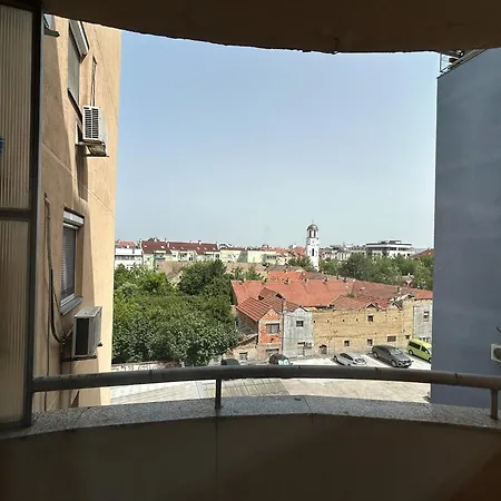 Big With Wifi, Ac And Smarttv *