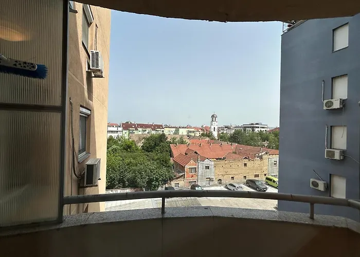 Big With Wifi, Ac And Smarttv *